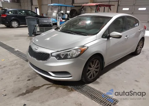 2014 Kia Forte Lx z USA, uszkodzony, nr VIN KNAFX4A63E5048051